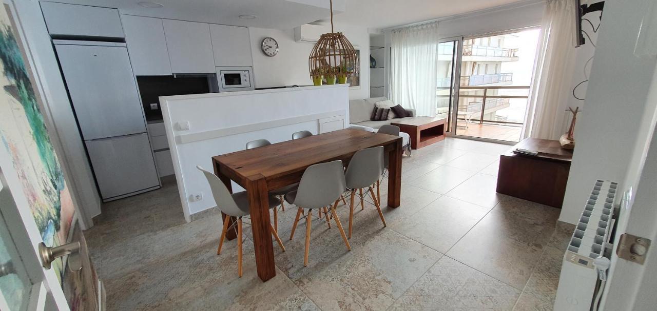Apartamento En Primera Linea De Mar - Sant Antoni De Calonge Calonge  Exterior photo